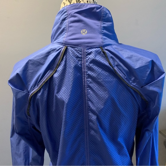 Lululemon Running Jacket - 10 - Picture 16 of 16